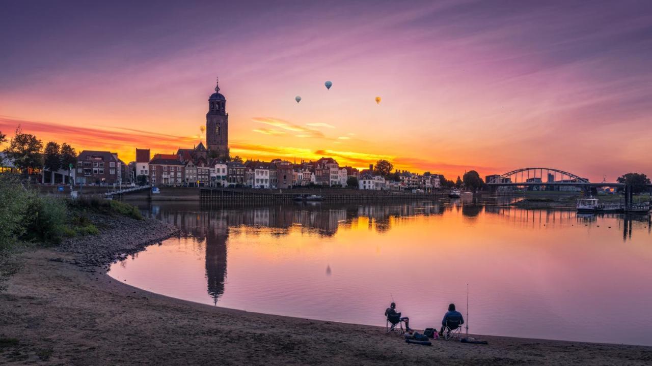 Stadshotel Aan De Ijssel In Hartje Deventer Exterior foto