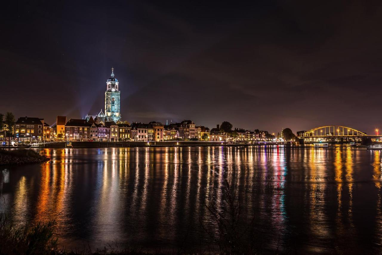 Stadshotel Aan De Ijssel In Hartje Deventer Exterior foto